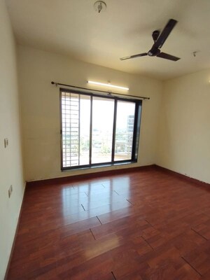 Room in 3 BHK Apartment at Paradise Sai Pearls, Kharghar – for Rent