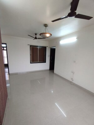 Room in 3 BHK Apartment at Paradise Sai Pearls, Kharghar – for Rent