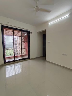 Room in 2 BHK Apartment at Hyde Park CHS, Kharghar – for Rent