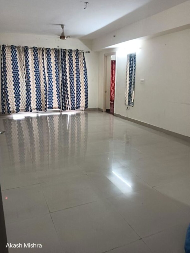 Room, paras-tierea 3 Bedroom 1265 Sq.Ft. Apartment In Sector 137 Noida 10492583