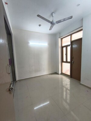Room in 2 BHK Builder Floor at Sector 112 – for Rent
