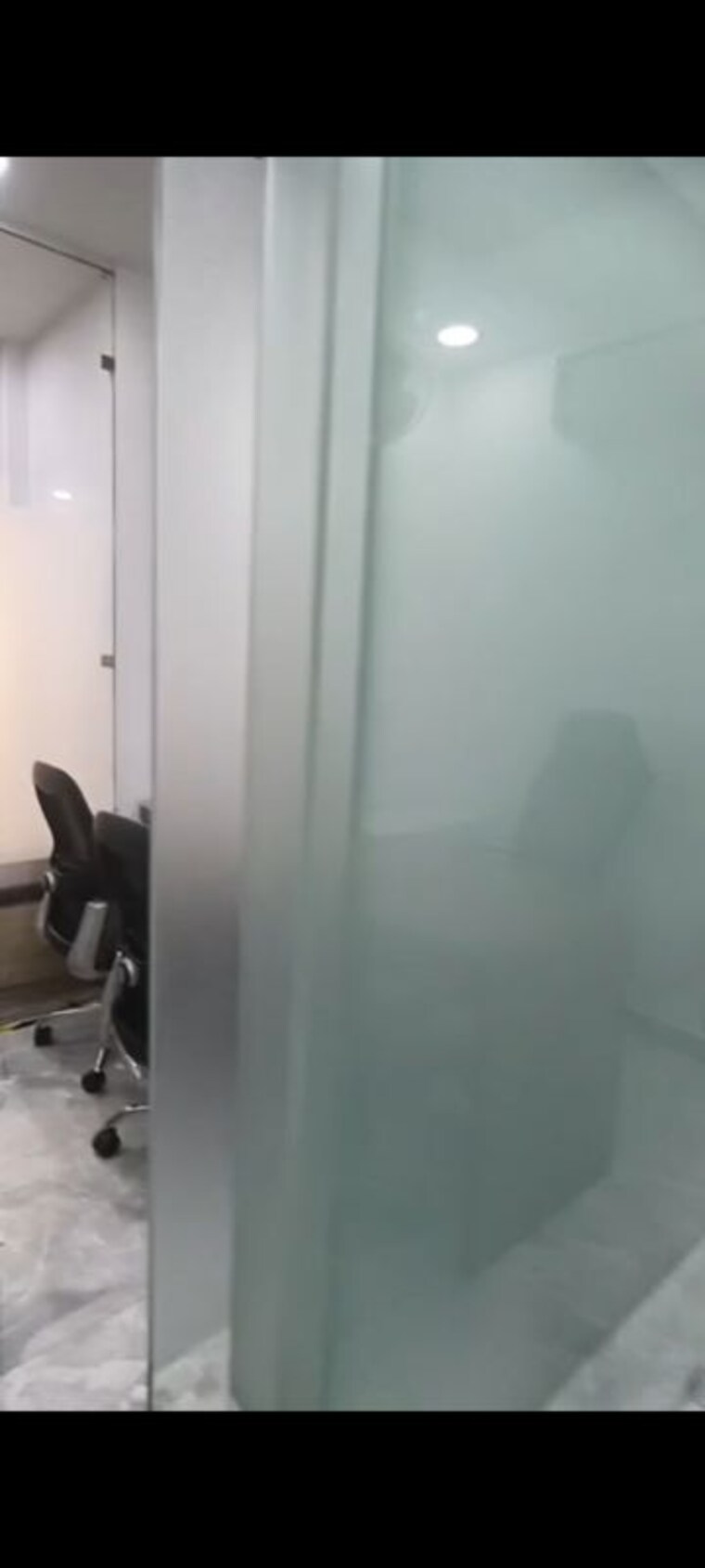 Bathroom, netaji subhash place Commercial Office Space 650 Sq.Ft. In Netaji Subhash Place Delhi 10503141