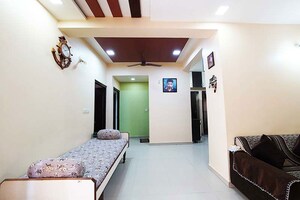 Team Area in 2 BHK Apartment at Gota – for Sale