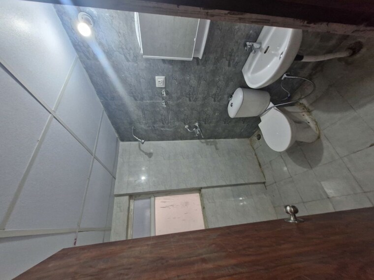 Bathroom, amrapali-o2-valley 2 Bedroom 1115 Sq.Ft. Apartment In Tech Zone 4 Greater Noida Greater Noida 10503107