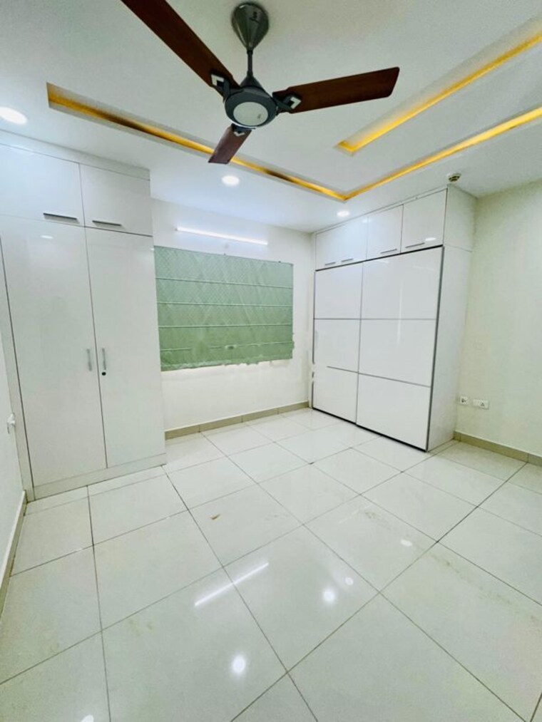Bathroom, aditya-empress-heights 3 Bedroom 1600 Sq.Ft. Apartment In Shaikpet Hyderabad 10503161