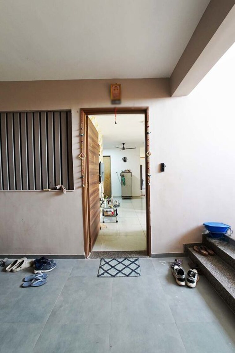 Team Area, zundal 2 Bedroom 150 Sq.Yd. Apartment In Zundal Ahmedabad 10503172