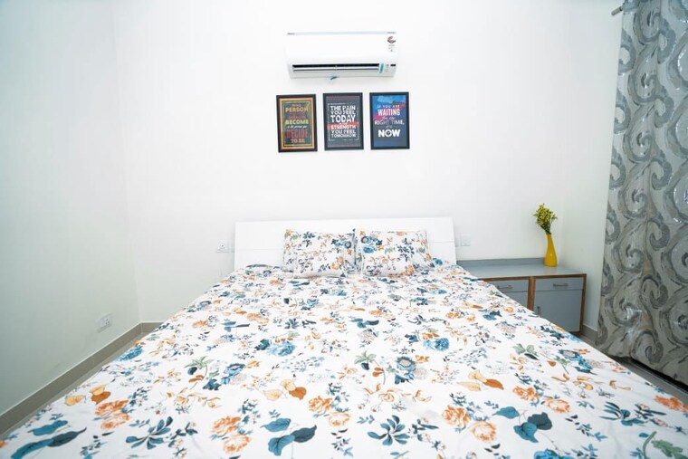 Bedroom, shalimar-garden-bay-villa 5 Bedroom 2300 Sq.Ft. Villa In Iim Road Lucknow 10503231