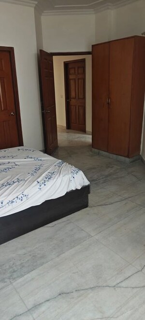 2 BHK Builder Floor For Rent in Dlf Phase ii