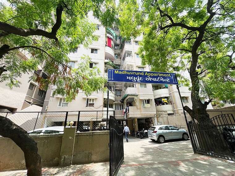 Exterior View, bodakdev 2 Bedroom 95 Sq.Yd. Apartment In Bodakdev Ahmedabad 10503278