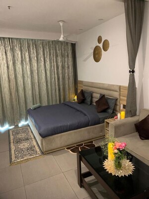 Team Area in 6+ BHK Villa at Arun Vihar – for Rent