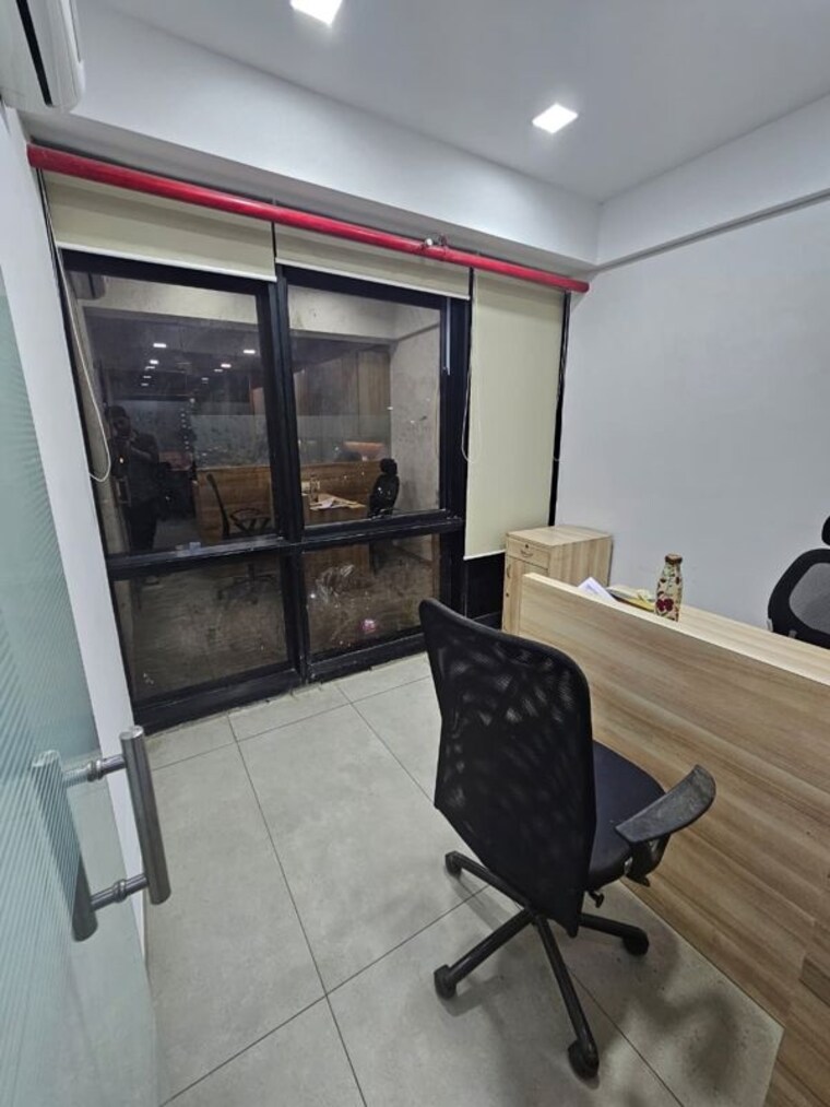 Team Area, goregaon east Commercial Office Space 425 Sq.Ft. In Goregaon East Mumbai 10503293
