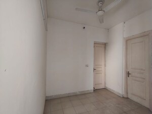 Room in 3 BHK Apartment at BPTP District 3, Sector 85 – for Rent