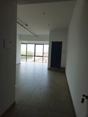 Room in  Office Space at Hubtown Viva, Jogeshwari East – for Rent