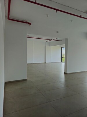 Room in  Office Space at Hubtown Viva, Jogeshwari East – for Rent