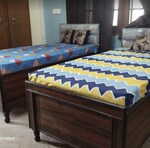 100 Sq.Mt. Pg in Sector 62 A Noida