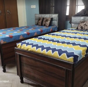  Pg For Rent in Sector 62 A Noida