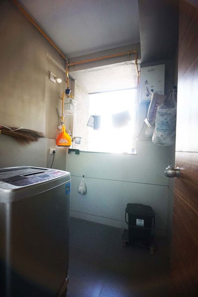 Bathroom, science city 3 Bedroom 200 Sq.Yd. Apartment In Science City Ahmedabad 10503400