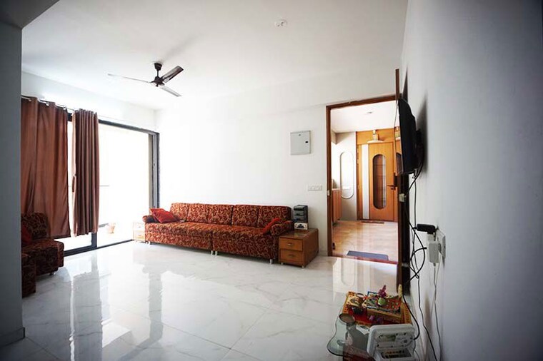 Living Room, science city 3 Bedroom 200 Sq.Yd. Apartment In Science City Ahmedabad 10503400