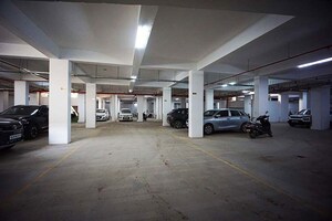 Parking in 3 BHK Apartment at Science City – for Sale