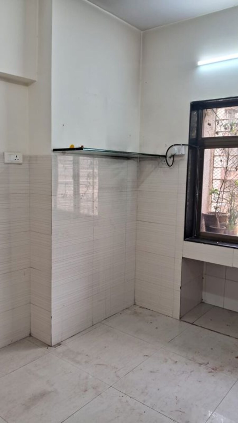Bathroom, godrej-serenity 1 Bedroom 400 Sq.Ft. Apartment In Chembur Mumbai 10503410