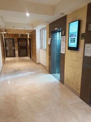 Room in 3 BHK Apartment at Mahagun My Woods, Sector 16c Greater Noida – for Rent