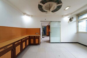 Room in 3 BHK Apartment at Maninagar – for Sale