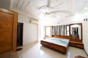 Bedroom in 3 BHK Apartment at Maninagar – for Sale