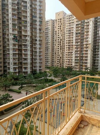 2 BHK + Basement Apartment For Rent in Mahagun My Woods in Sector 16c Greater Noida, Greater Noida