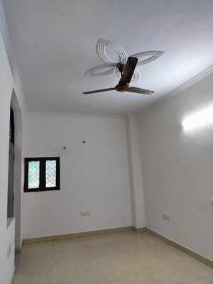 Room in 2.5 BHK Villa at Sector 20 – for Rent
