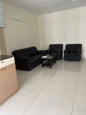 2 BHK Apartment For Rent in Mahaveer Ranches Phase II, Hosa Road