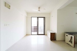 Room in 2 BHK Apartment at Chandkheda – for Sale