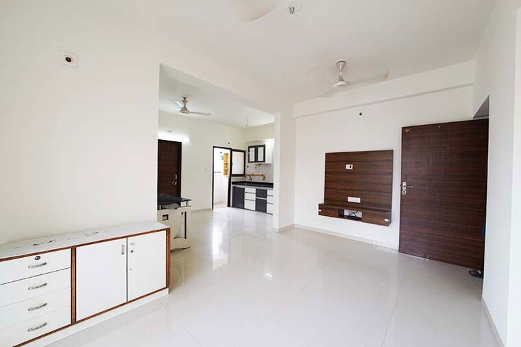Room, chandkheda 2 Bedroom 130 Sq.Yd. Apartment In Chandkheda Ahmedabad 10503532