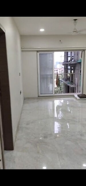 3 BHK Apartment For Rent in Malad West