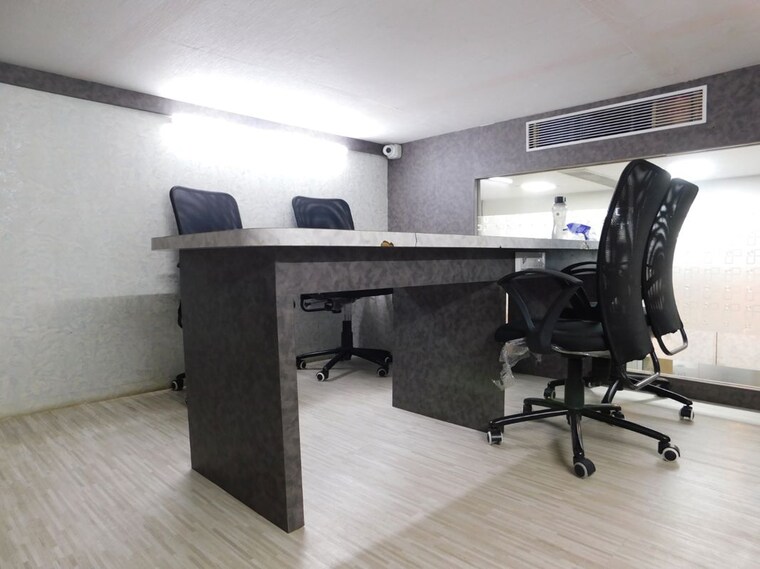 Team Area, rustomjee-eaze-zone-mall Commercial Office Space 227 Sq.Ft. In Malad West Mumbai 10503615