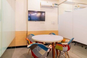 Team Area in  Office Space at Chhoti Gwaltoli – for Rent