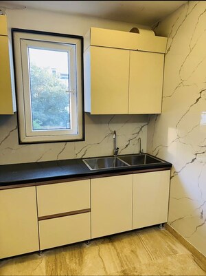 Kitchen in 2 BHK Builder Floor at Sector 55 – for Rent