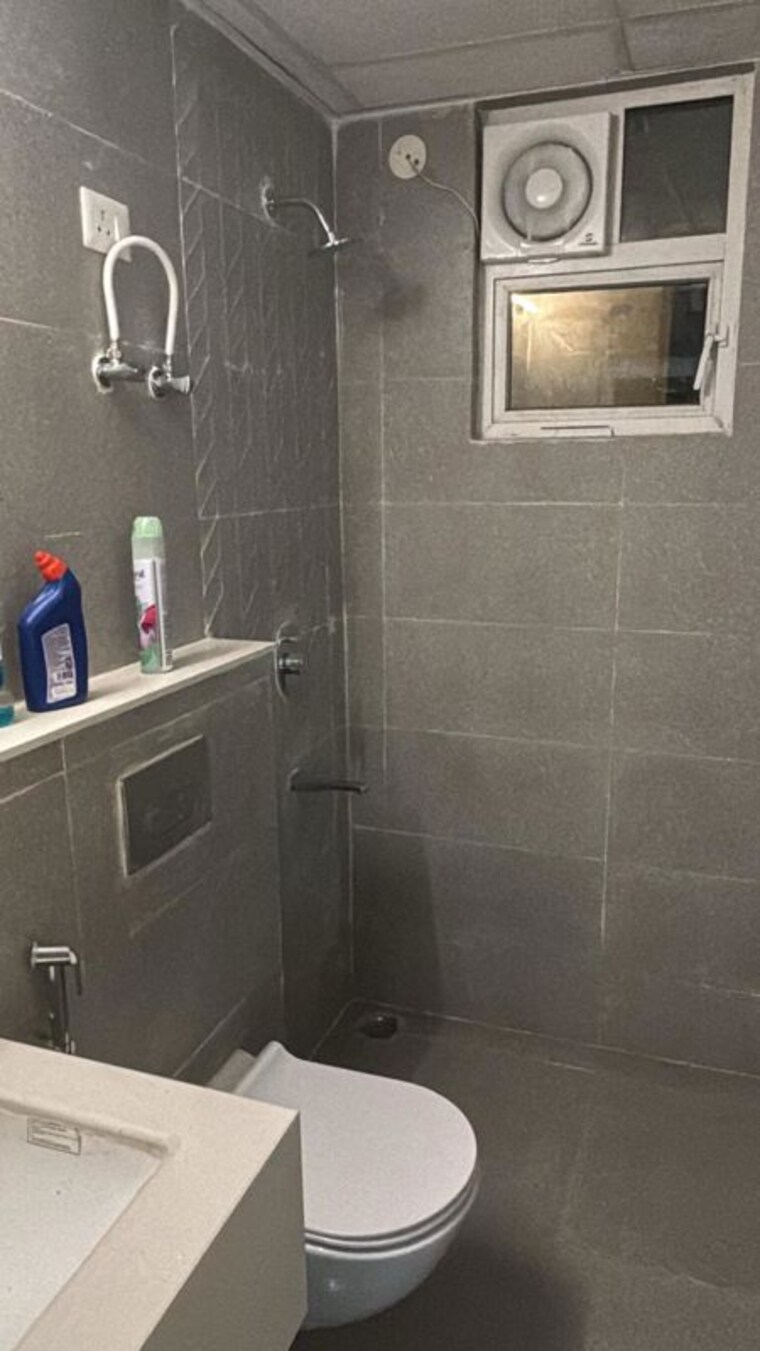 Bathroom, signature-global-city-92 2.5 Bedroom 1059 Sq.Ft. Builder Floor In Sector 92 Gurgaon 10503657