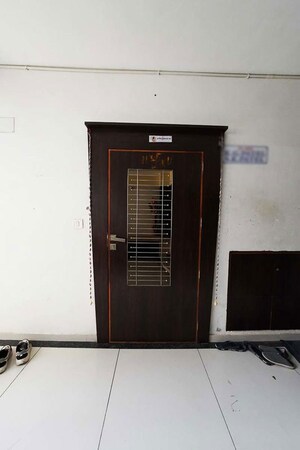 Room in 2 BHK Penthouse at Sola – for Sale