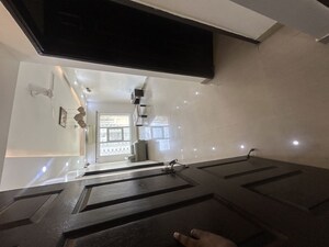 Furnished Amenities in 3.5 BHK Apartment at Paramount Floraville, Sector 137 – for Rent