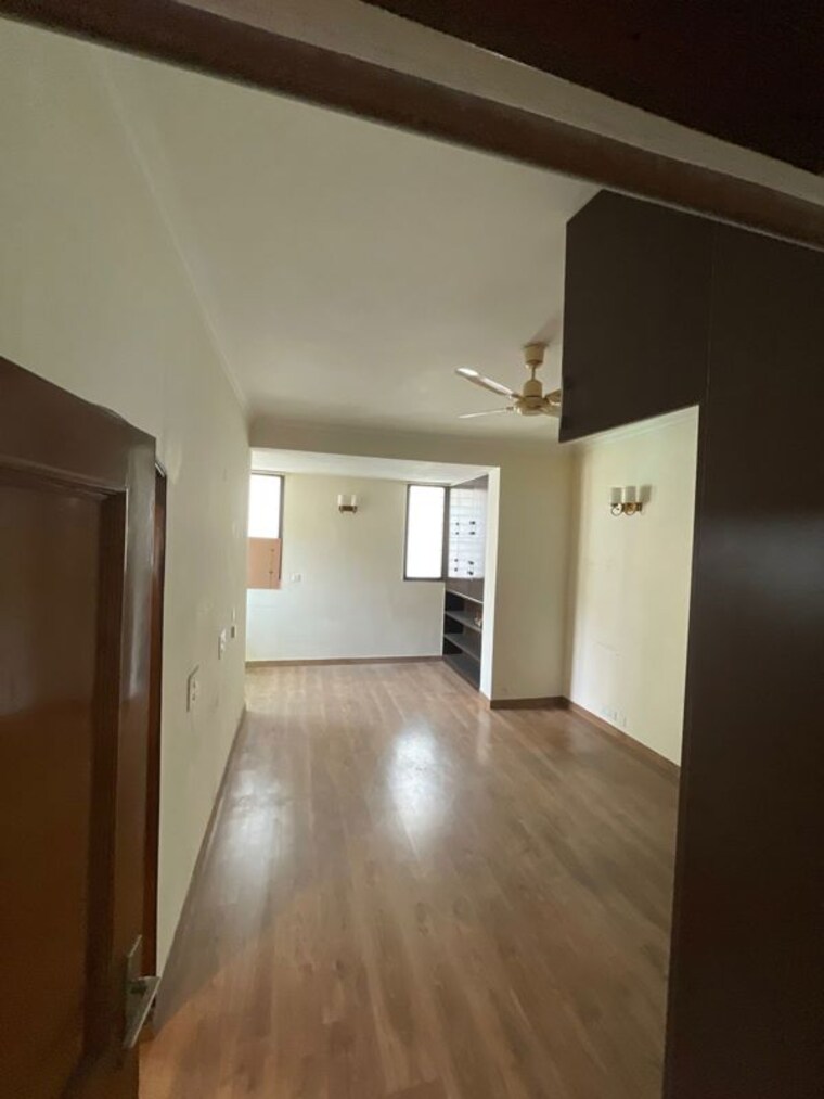 Room, unitech-deerwood-chase 4 Bedroom 3000 Sq.Ft. Villa In Nirvana Country Gurgaon 10503693