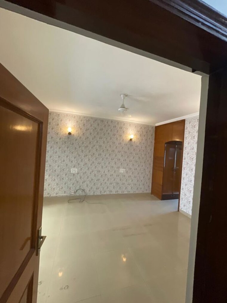 Room, unitech-deerwood-chase 4 Bedroom 3000 Sq.Ft. Villa In Nirvana Country Gurgaon 10503693