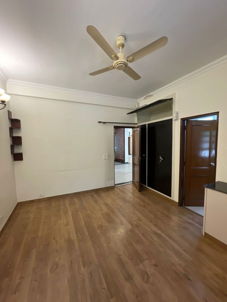 Room, unitech-deerwood-chase 4 Bedroom 3000 Sq.Ft. Villa In Nirvana Country Gurgaon 10503693