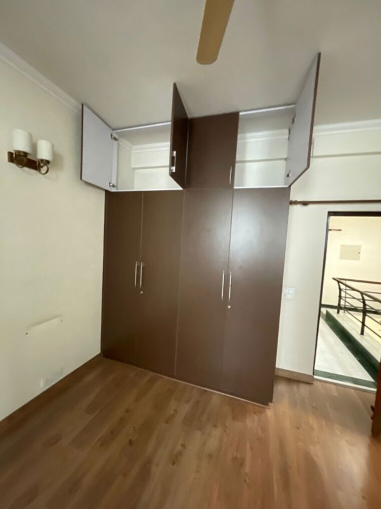Kitchen, unitech-deerwood-chase 4 Bedroom 3000 Sq.Ft. Villa In Nirvana Country Gurgaon 10503693