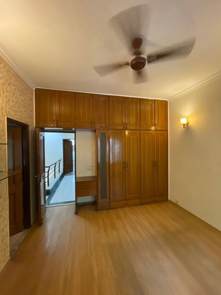 Room, unitech-deerwood-chase 4 Bedroom 3000 Sq.Ft. Villa In Nirvana Country Gurgaon 10503693