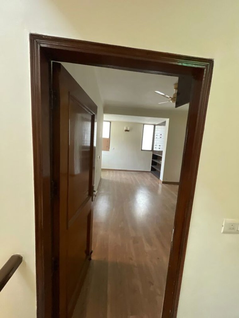 Room, unitech-deerwood-chase 4 Bedroom 3000 Sq.Ft. Villa In Nirvana Country Gurgaon 10503693