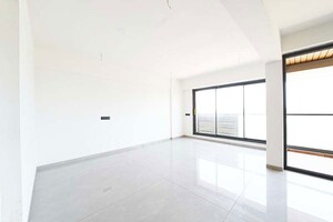Room in 4 BHK Apartment at Gota – for Sale