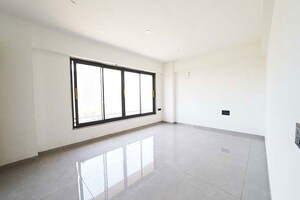 Room in 4 BHK Apartment at Gota – for Sale