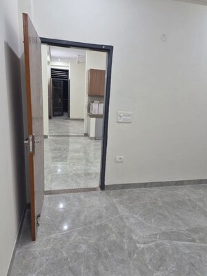Room in 1 BHK Independent House at Sector 23 – for Rent
