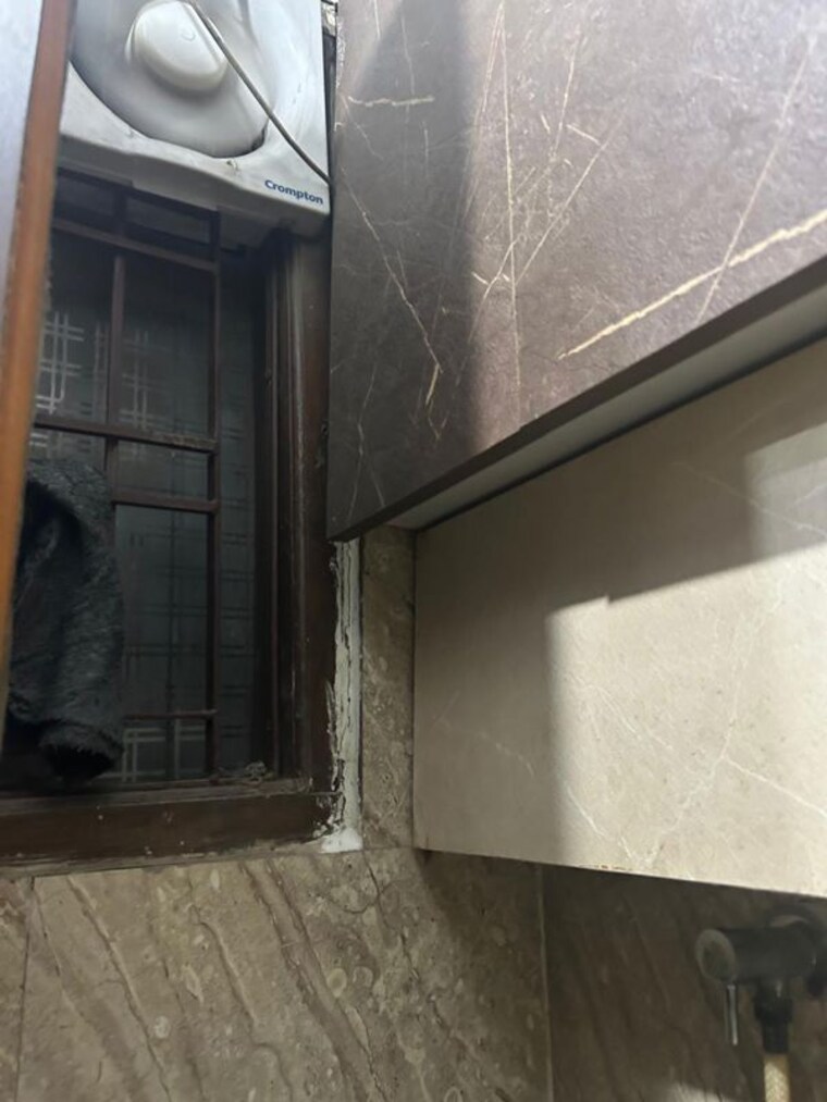 Kitchen, lalita park Commercial Office Space 250 Sq.Ft. In Lalita Park Delhi 10503730