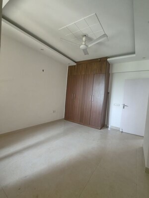 Room in 3.5 BHK Apartment at Vatika Gurgaon 21, Sector 83 – for Sale